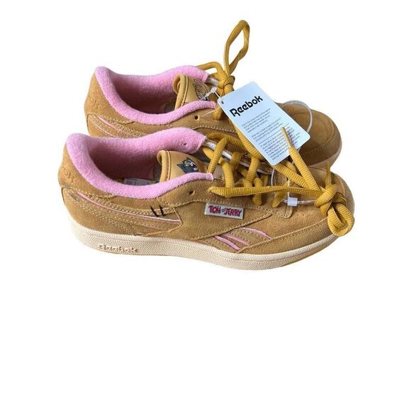 Reebok Club C Tom and Jerry Shoes 5.5 - Picture 3 of 4